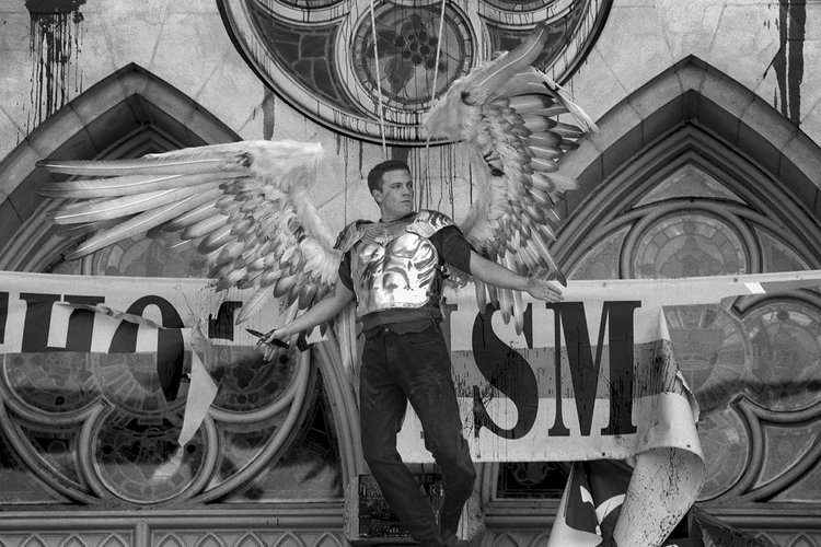 Ben Affleck, On Set of Dogma, 1998 - Morrison Hotel Gallery