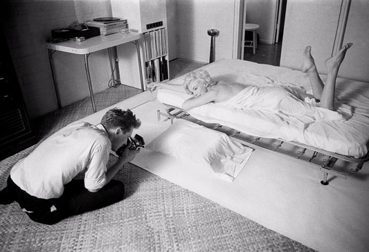 Douglas Kirkland with Marilyn Monroe, Horiztonal, 1961 - Morrison Hotel Gallery