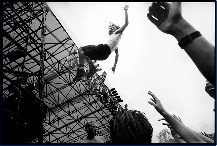 Eddie Vedder, Lollapalooza, 1992 - Morrison Hotel Gallery