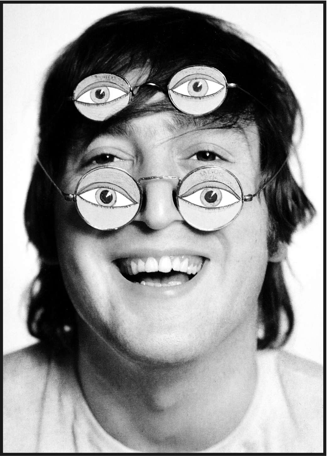 Oculos John Lennon 1966 Yoko Ono Est Doente Usa Cadeira De Rodas oculos-john-lennon-1966-yoko-ono-est-doente-usa-cadeira-de-rodas