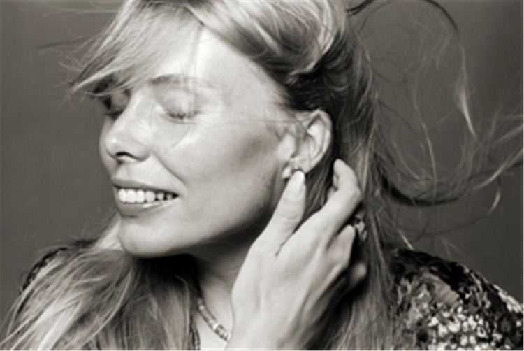 Joni Mitchell, Los Angeles, CA, 1976 - Morrison Hotel Gallery