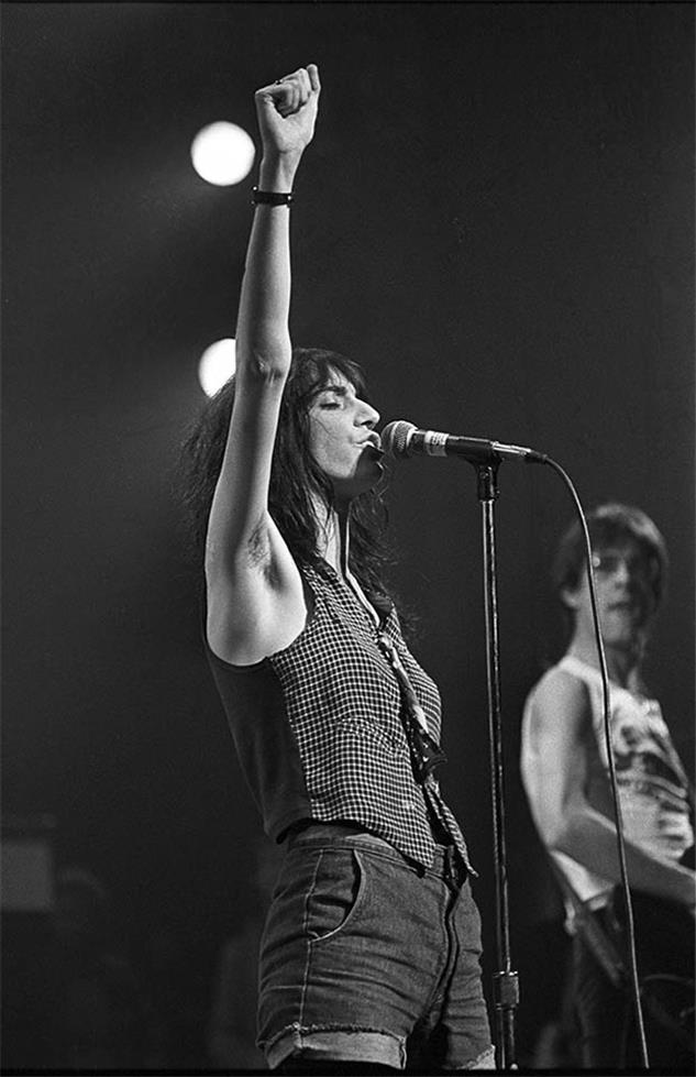 Patti Smith, 1977 - Morrison Hotel Gallery