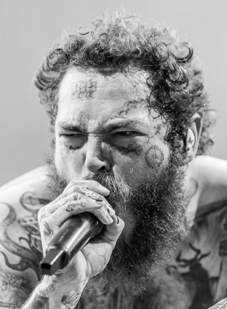 Post Malone, Performing, Holding Microphone - Morrison Hotel Gallery