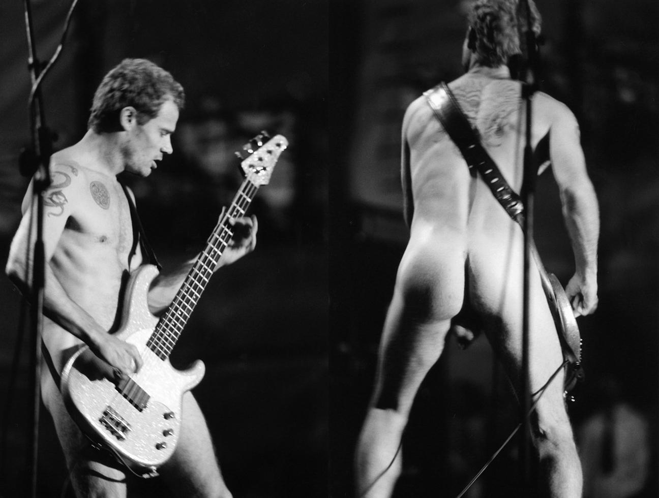 Red Hot Chili Peppers, Flea naked, Woodstock, 1994