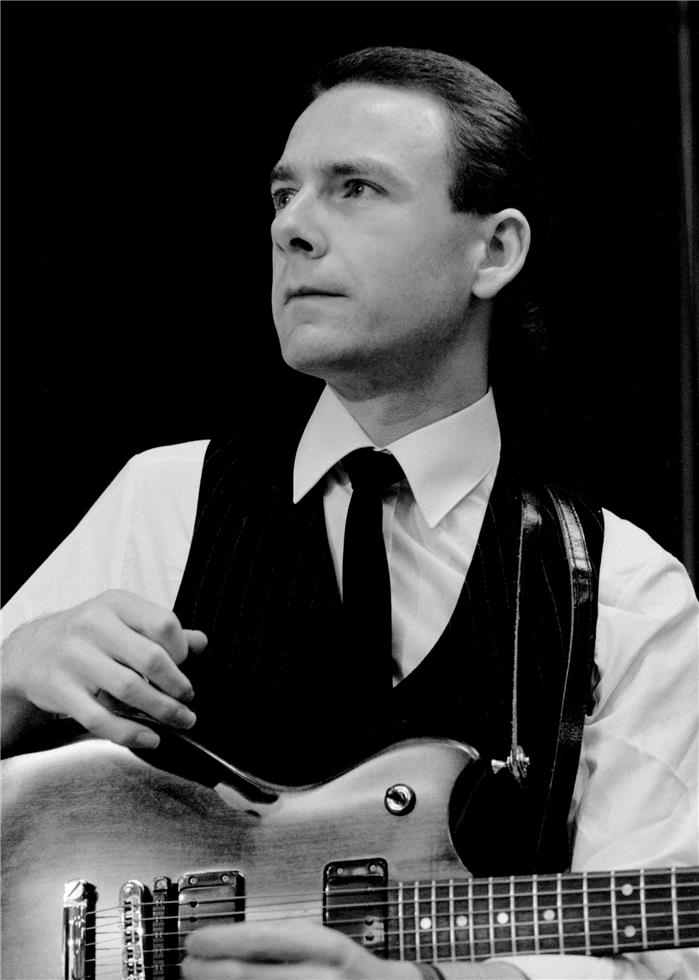 Robert Fripp, King Crimson, 1981 - Morrison Hotel Gallery
