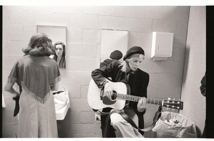 Ronee Blakley and Joni Mitchell, 1975 - Morrison Hotel Gallery