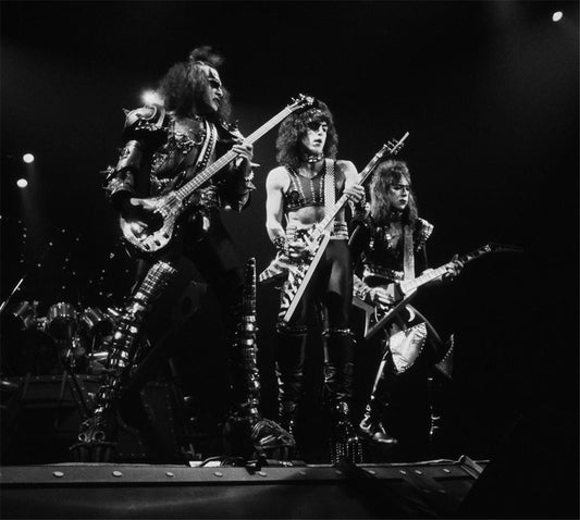 Kiss, 1983