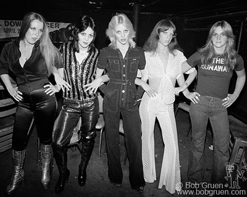 The Runaways, 1976
