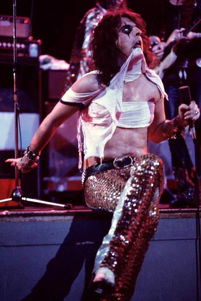 Alice Cooper, Long Island, NY 1972 - Morrison Hotel Gallery