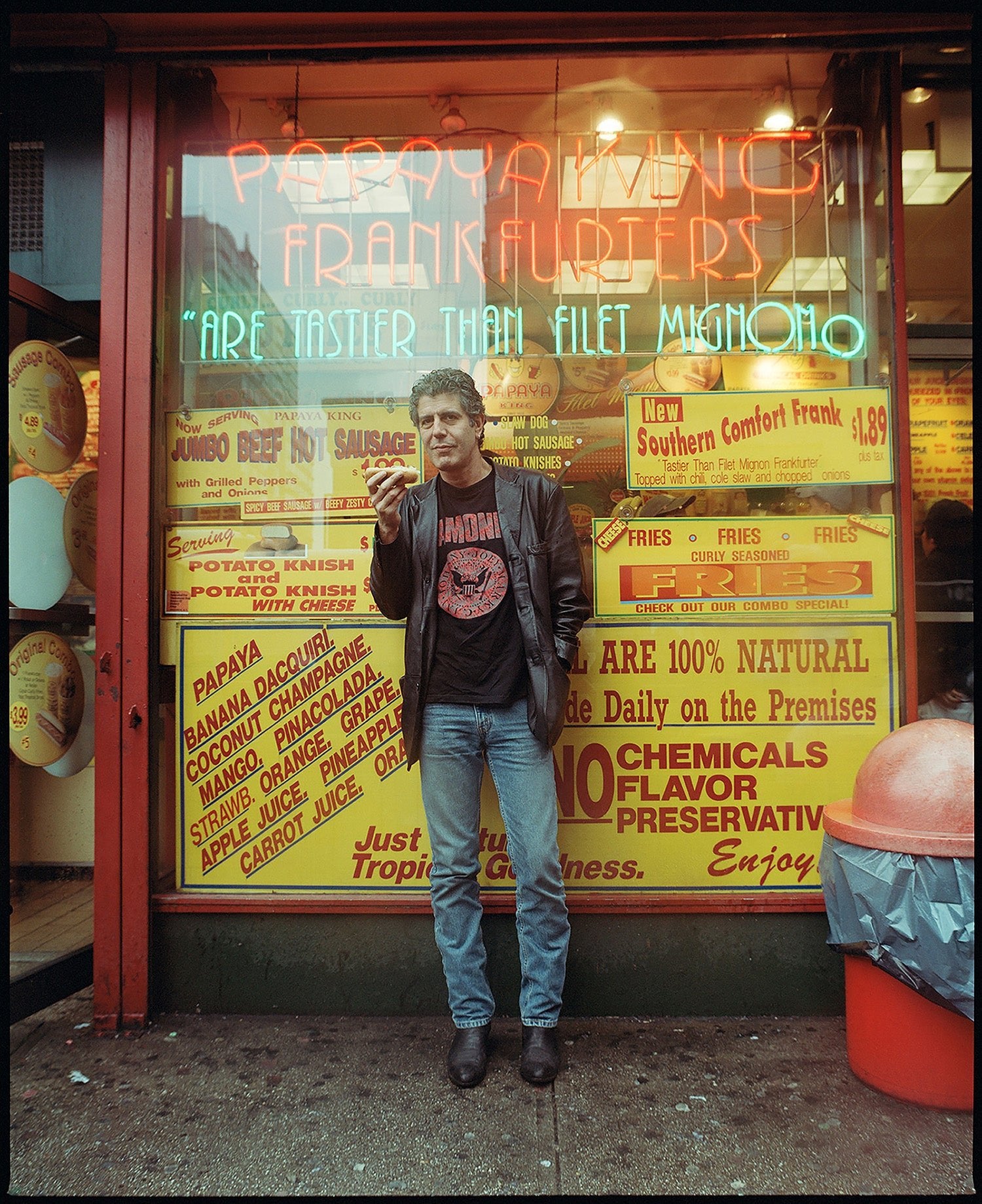 Anthony Bourdain, Papaya Dog, NYC, 2008 - Morrison Hotel Gallery