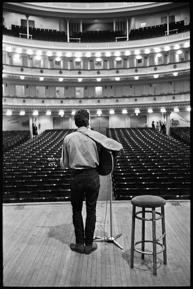 Bob Dylan, New York City, 1963 - Morrison Hotel Gallery