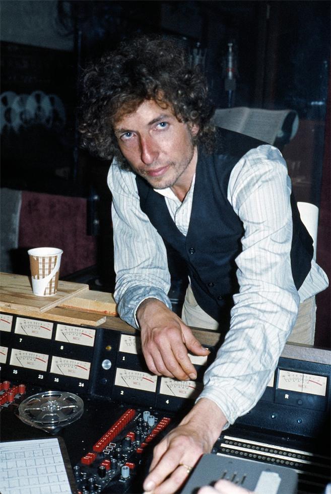 Bob Dylan, Secret Sound Studio, 1976 - Morrison Hotel Gallery