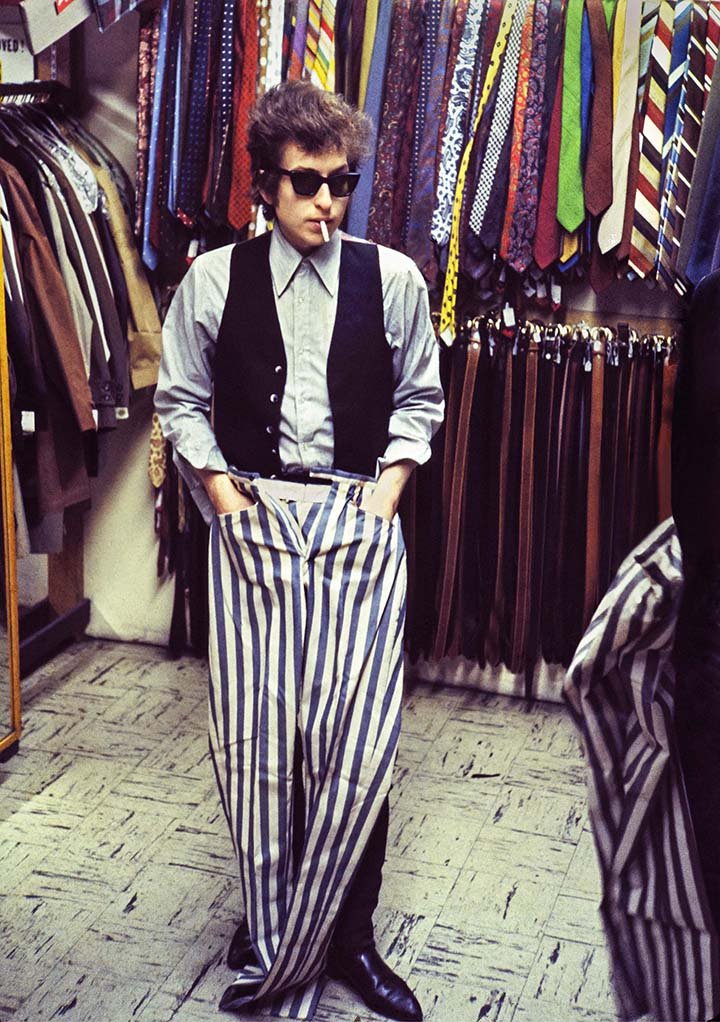 Bob Dylan, Shopping in NYC, 1965 - Morrison Hotel Gallery
