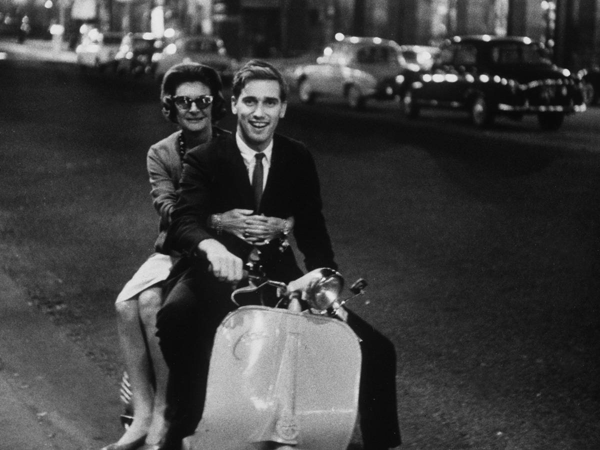 Douglas in Paris, 1962 - Morrison Hotel Gallery