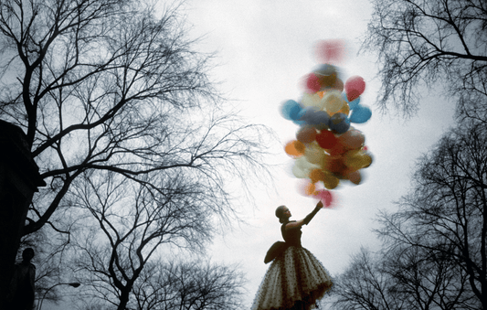 Faye Dunaway, Balloons #2, 1969 - Morrison Hotel Gallery