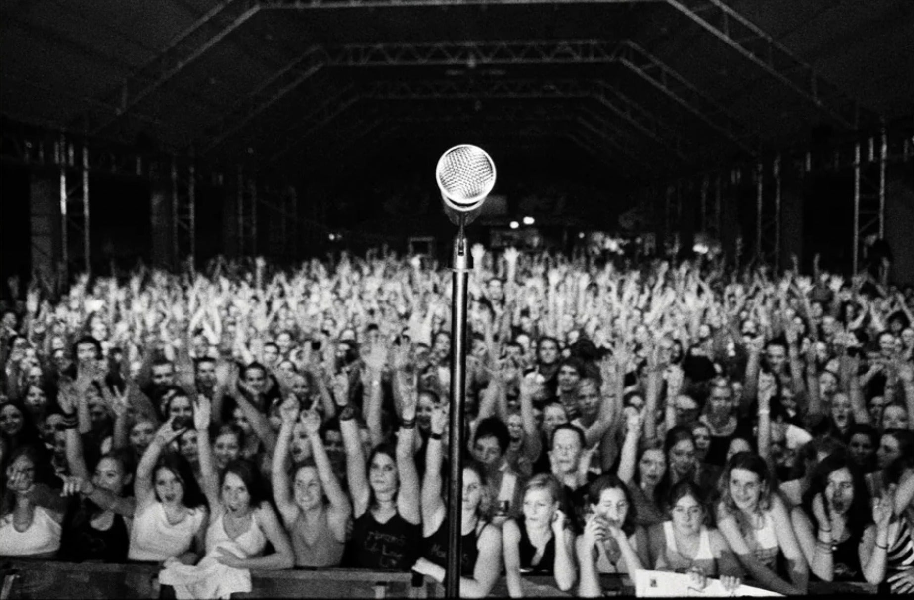 Hamburg Crowd - Morrison Hotel Gallery