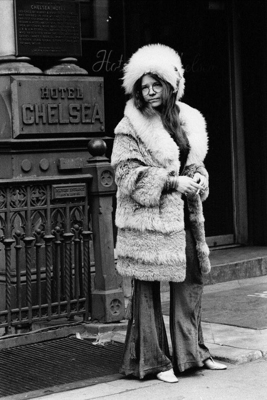 Janis Joplin, Hotel Chelsea, New York City, 1969 - Morrison Hotel Gallery