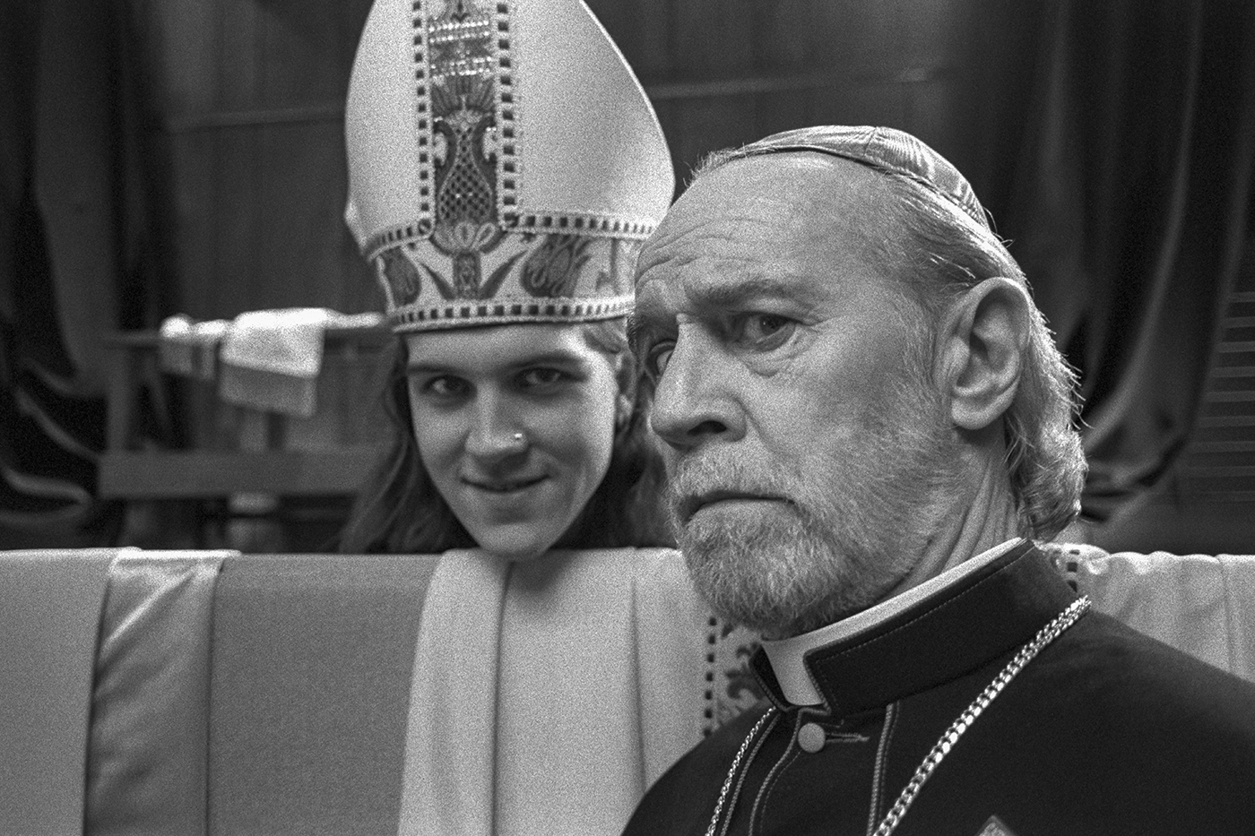 Jason Mewes & George Carlin, Dogma, 1998 - Morrison Hotel Gallery