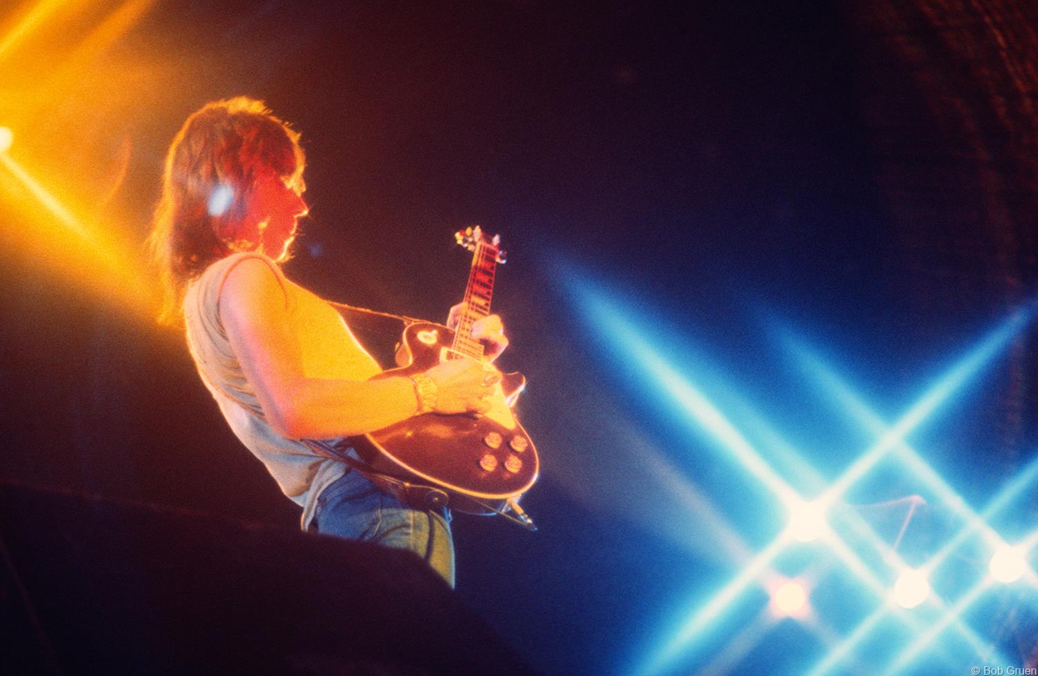 Jeff Beck, Japan, 1975 - Morrison Hotel Gallery