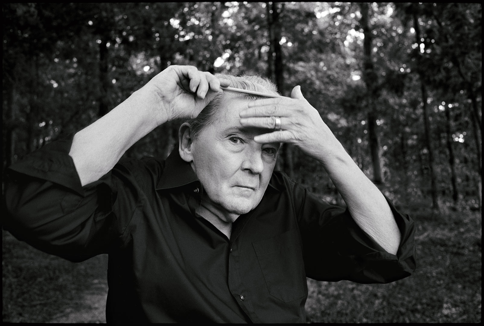 Jerry Lee Lewis combing hair, Nesbit, MS, 2010 - Morrison Hotel Gallery
