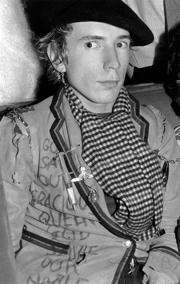 Johnny Rotten, London, England, 1976 - Morrison Hotel Gallery