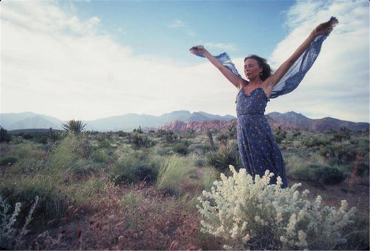 Joni Mitchell in Desert, 1970 - Morrison Hotel Gallery