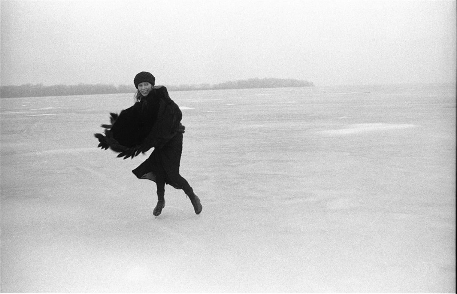 Joni Mitchell, Lake Mendota, WI, 1976 - Morrison Hotel Gallery