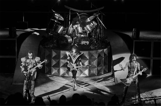 Kiss Performing 1980 - Morrison Hotel Gallery