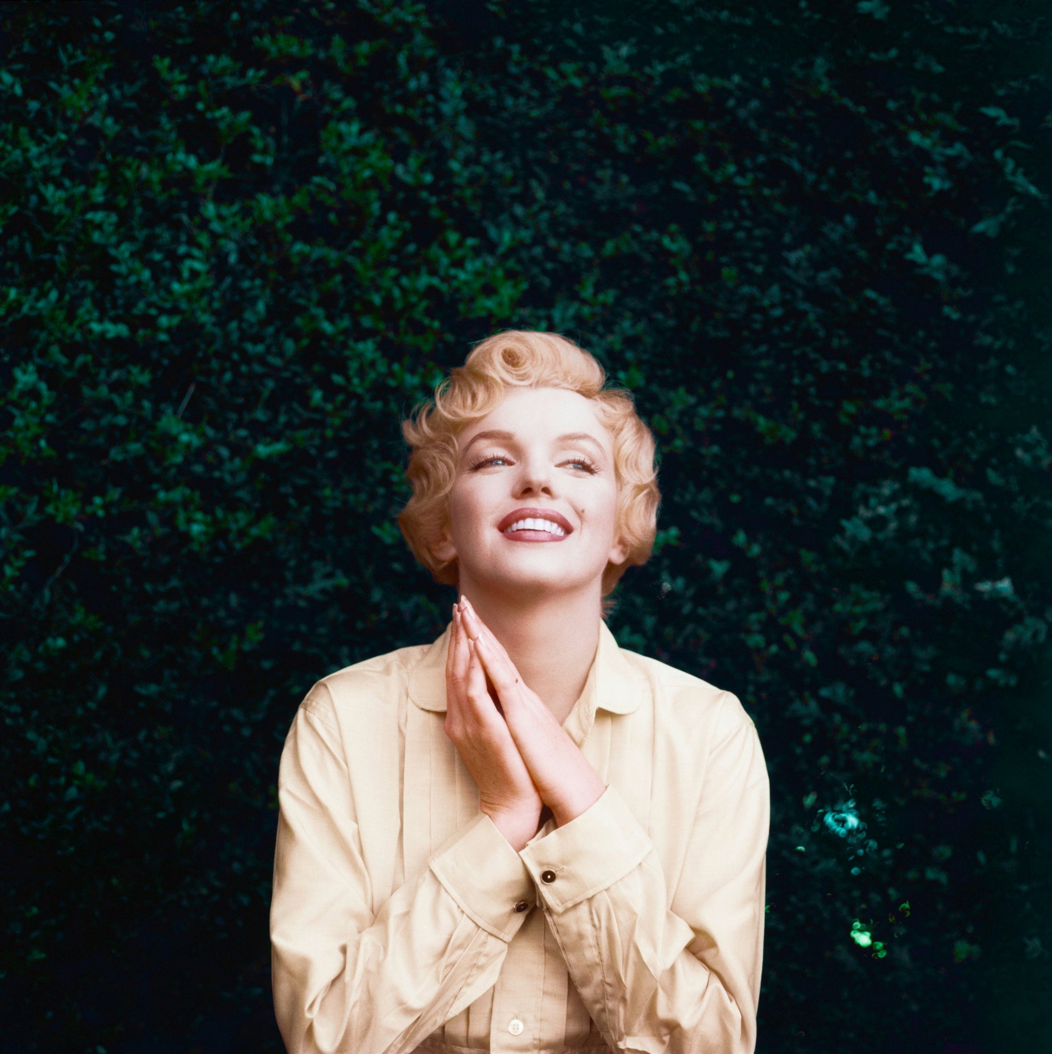 Marilyn Monroe, Hair Test, Hands Together, London, 1956 - Morrison Hotel Gallery