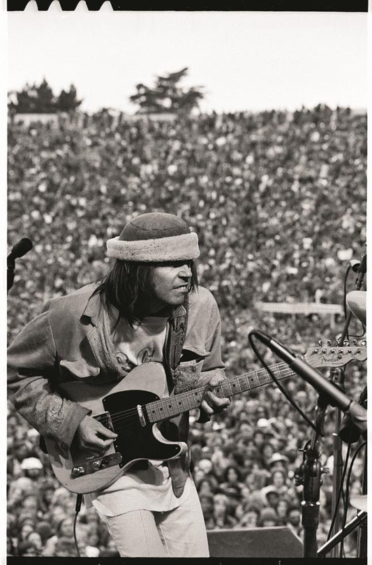 Neil Young, 1975 - Morrison Hotel Gallery