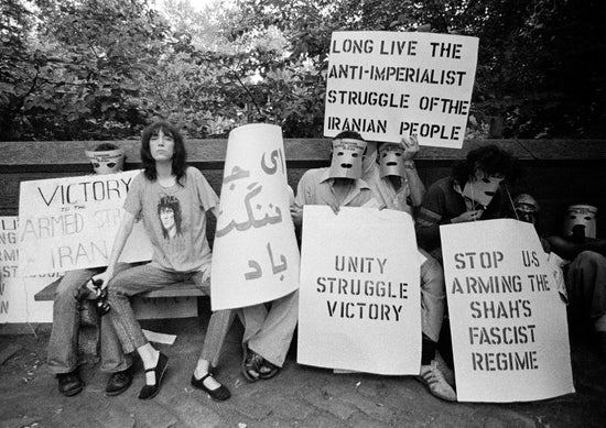 Patti Smith, New York City 1975 - Morrison Hotel Gallery