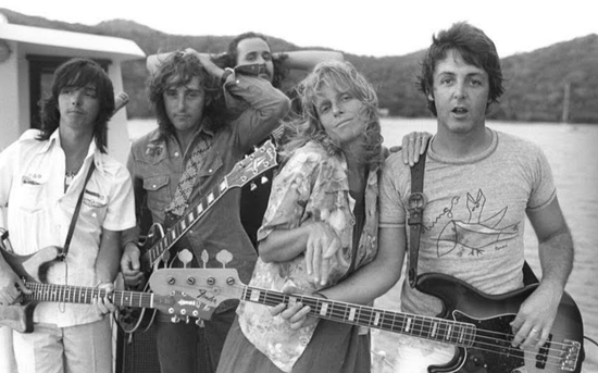 Paul McCartney & Linda, Virgin Islands, 1977 - Morrison Hotel Gallery