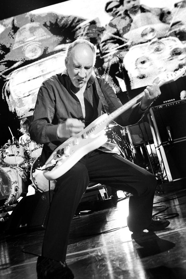 Pete Townshend, The Who, Munich, Germany, 2007 - Morrison Hotel Gallery