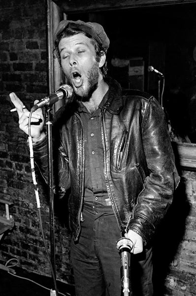 tom-waits-1976richard-e-aaron-