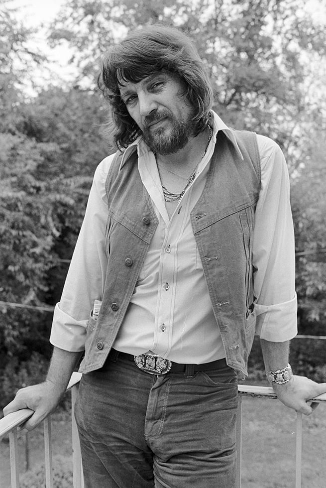 Waylon Jennings, Nashville, TN, 1970 - Morrison Hotel Gallery